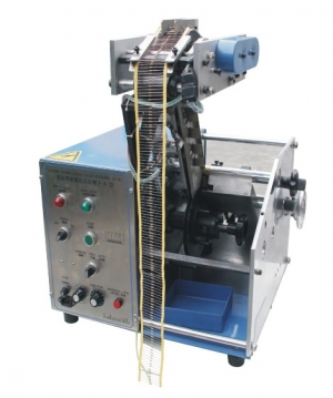 剥纸带电阻成型机